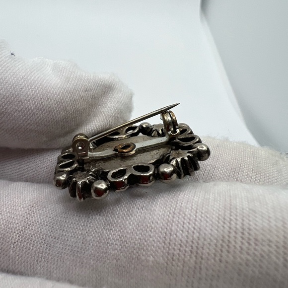 Vintage Faux Turquoise Filigree Silvertone Brooch Pin - Picture 5 of 15